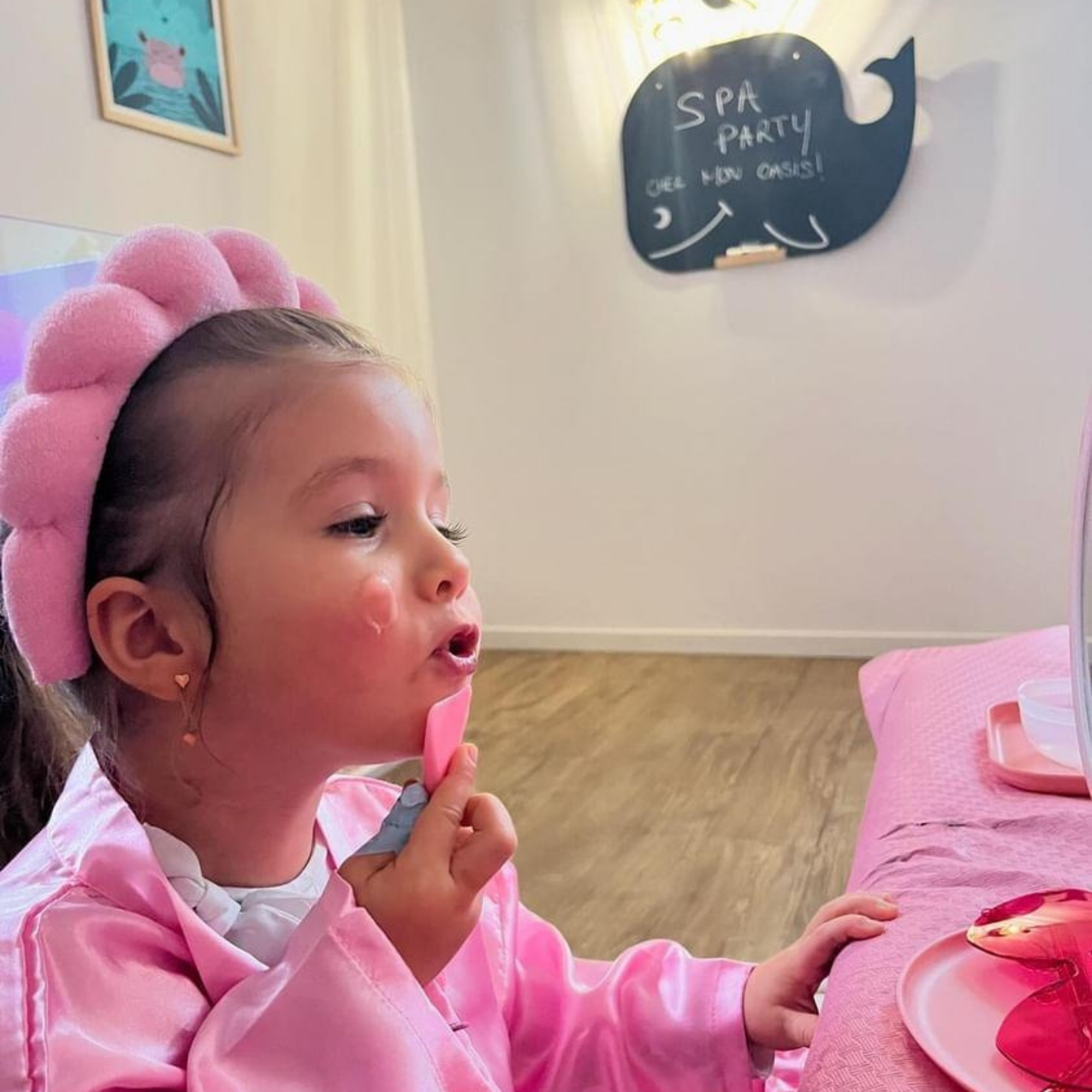 Soin du visage enfant lors d'une Kids Spa Party